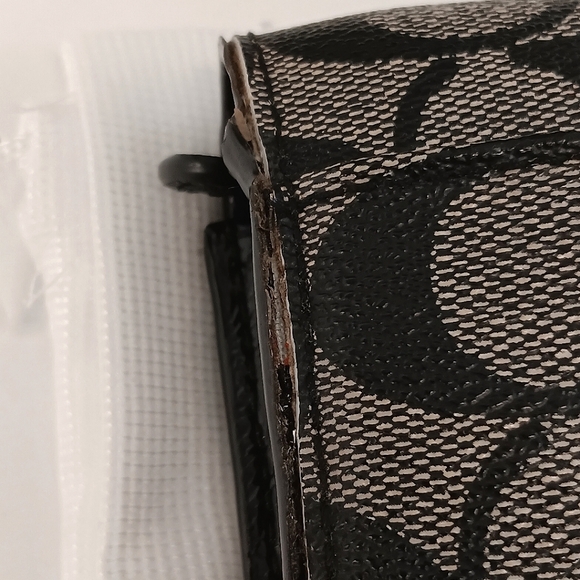 Coach Signature Monogram Stripe Canvas Devin Shoulder Bag w/ Peyton Wallet - Picture 13 of 16